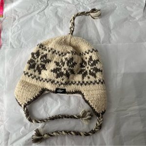 Everest designs 100%wool nepal tassel knitted unisex beanie